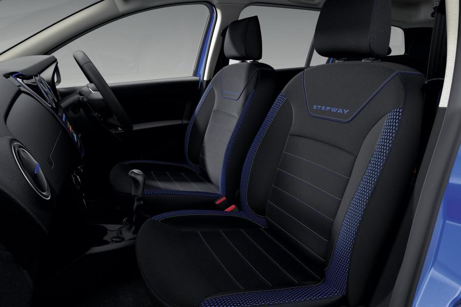 Интерьер Dacia Logan MCV Stepway SE Twenty Special Edition 2020 года  (фото 10 из 10)